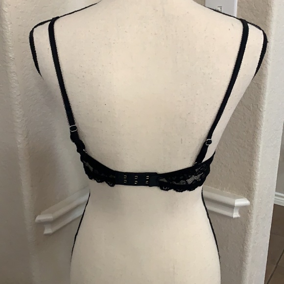 Victoria’s Secret very sexy lace w/animal print push-up bra - Picture 9 of 13